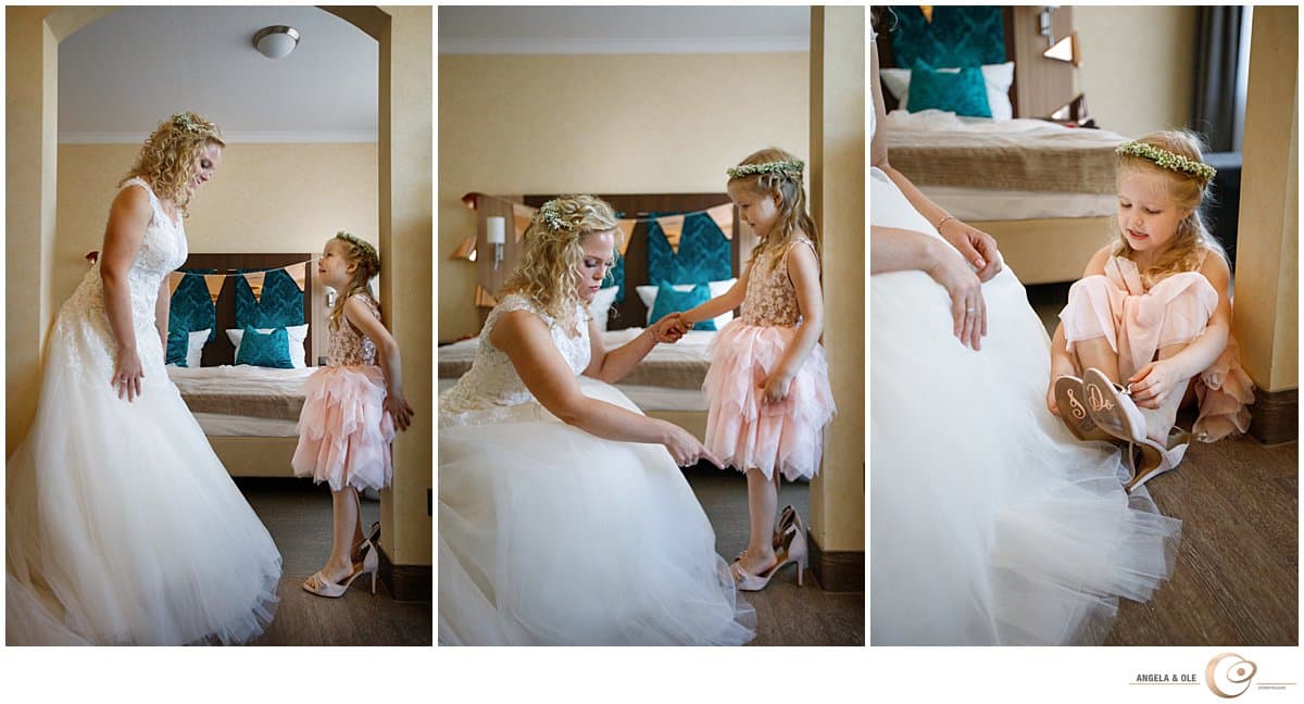 standesamtliche Trauung Godesburg - Hochzeitsfotograf Köln,Bonn & NRW - Blumenmädchen